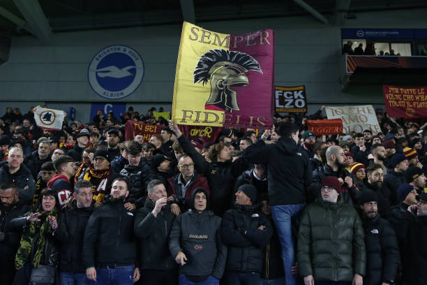 孔的接纳有 孔的接纳有